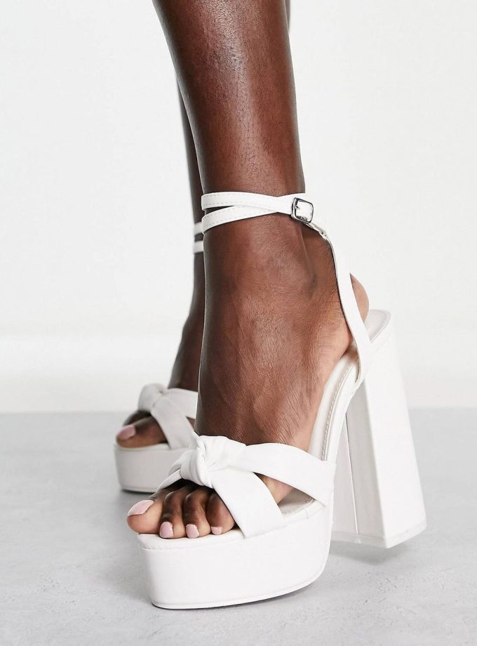Adjustable Strap Shoes